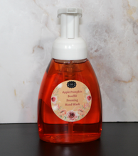 Load image into Gallery viewer, Apple Pumpkin Soufflé Foaming Hand Soap