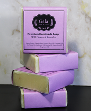 Load image into Gallery viewer, Wild Flowers &amp; Lavender Premium Soap